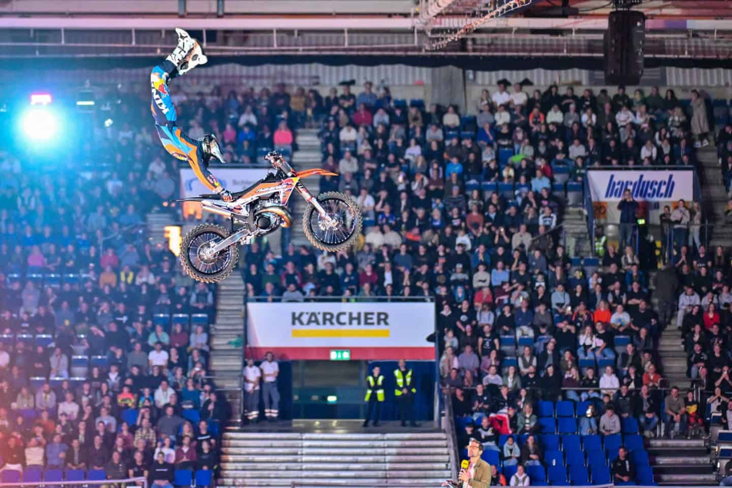 ADAC Supercross Stuttgart: Weltklasse-Freestyle trifft auf hochkarätige Show