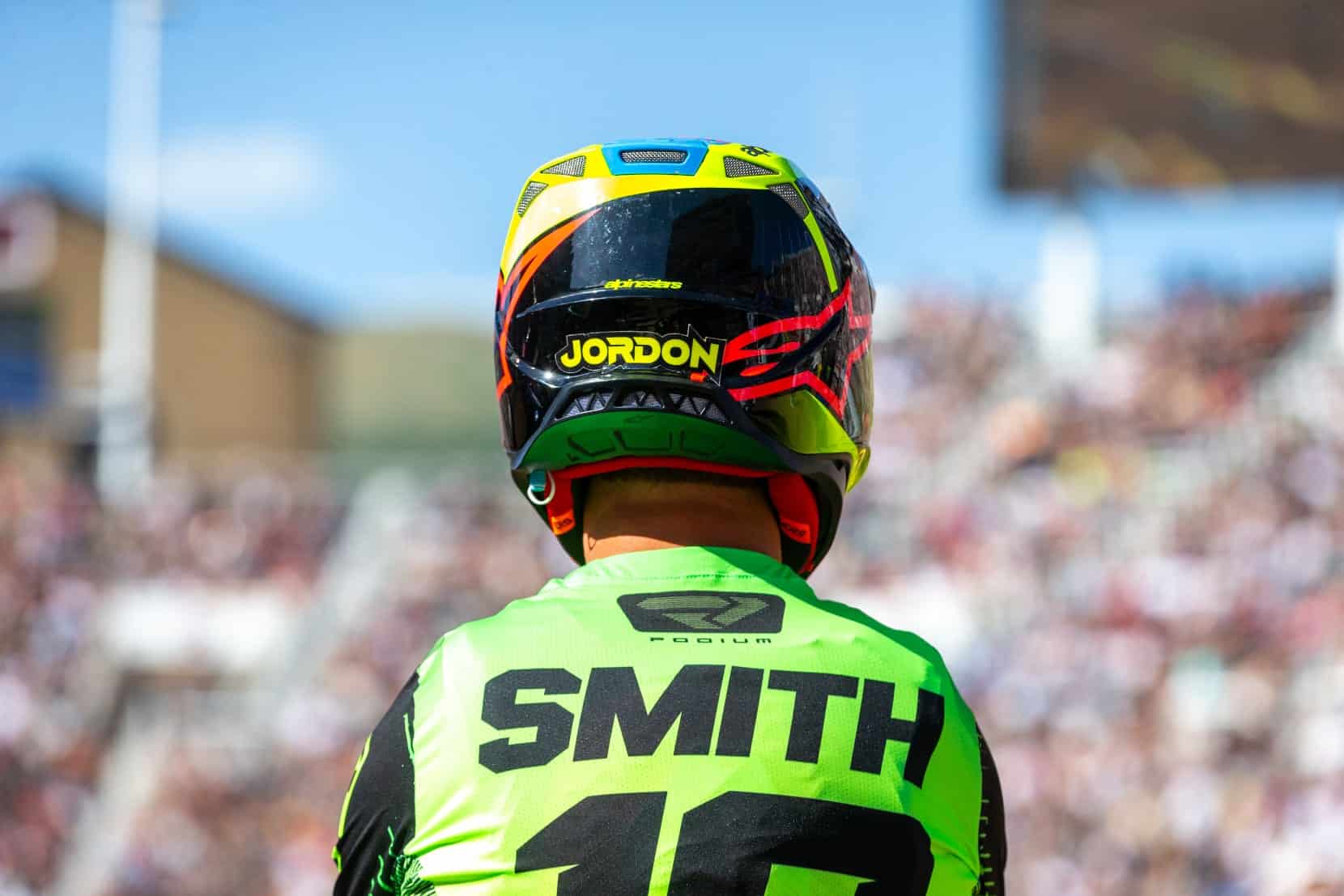 Jordon Smith verpasst den Saisonauftakt 2026