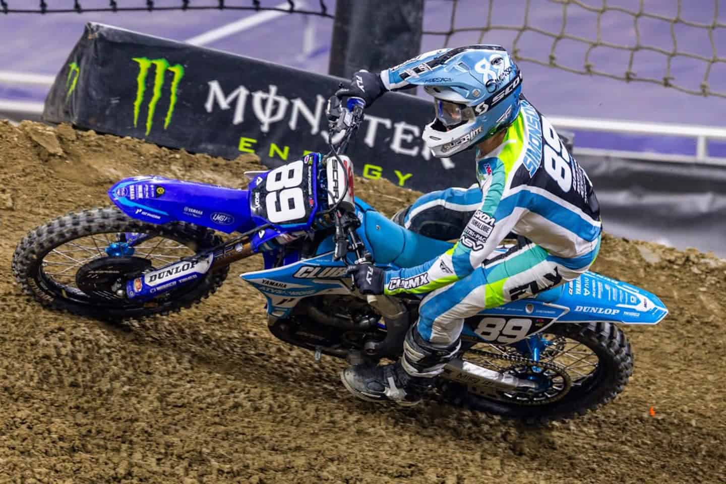 Vom Trainingskunden zum festen Teammitglied: Devin Simonson verlängert ...