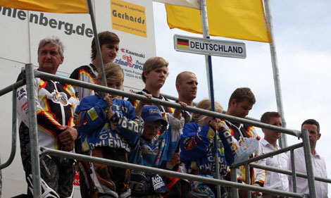 Team Deutschland bei der Fahrervorstellung: Hans Werner Klaes, Pascal Proenen, Robin Hannes, Rico Hausmann und Alex Farkas