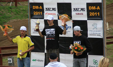 Stefan Kjer Olsen auf der obersten Stufe des Siegerpodiums
