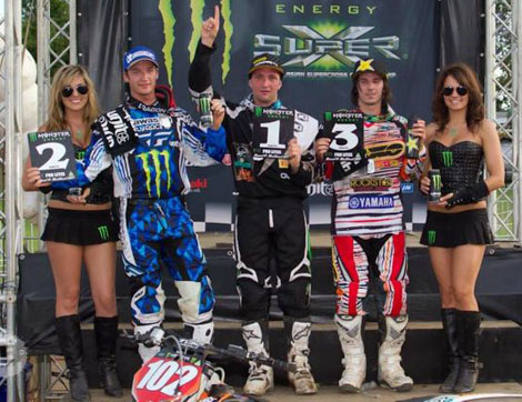 Tagespodium der Lites-Kategorie mit Dean Ferris, Tagessieger Matt Moss und Luke Arbon
