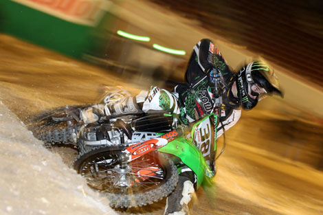 Der als Topfavorit auf den Gesamtsieg beim ADAC SX-Cup in die Rennen gehende US-Boy Matt Goerke nahm am Pressetag bereits einmal die Strecke in der Westfalenhalle 1 unter die Räder. 