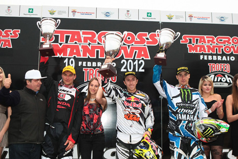 Die Top 3 in der MX1-Klasse: Evgeny Bobryshev, Gesamtsieger Antonio Cairoli und David Philippaerts