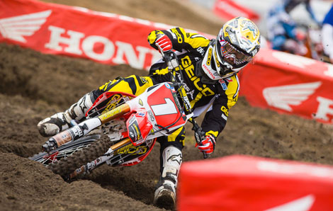 Titelverteidiger Justin Barcia bleibt auch im Schlamm uneingeschränkter Dominator der SX-Lites-Ostküstenmeisterschaft.