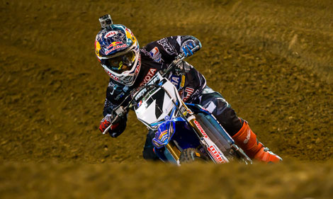 James Stewart gehört wohl mit zu den tragischsten Figuren im Abendprogramm von Indianapolis.