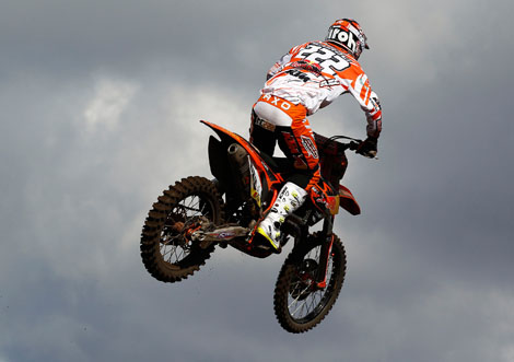 Wurde seiner Rolle als Titelfavorit auch im Sand gerecht und startet am Ostermontag von der Pole: Antonio Cairoli.