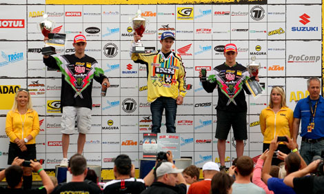 Die Top 3 des Tages in der Youngster-Klasse: Jaulin Sullivan, Tagessieger Jeremy Seewer und Stephan Büttner.