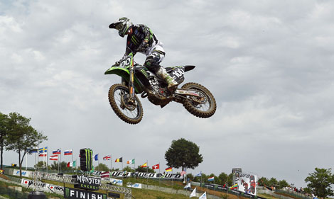 Tommy Searle übernahm nach einem Renndrittel die Führung im MX2-Fahrerfeld und fuhr anschließend auf die Pole.