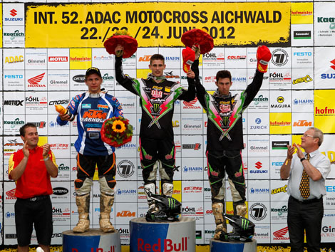 Die Youngster Sulivan Jaulin und Boris Maillard machten als als Tagessieger bzw. Dritter im Tagesklassement den Erfolg für Monster Energy Kawasaki Elf Team Pfeil komplett.