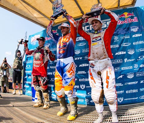 Regelmäßige Besucher auf dem 450er Tagespodium: Jake Weimer (3.), Tagessieger Ryan Dungey und Mike Alessi (2.)