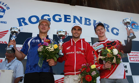 Die Top 3 der Open-Kategorie: Simon Baumann (2.), Tagessieger Julien Bill und Alain Schafer (3.)