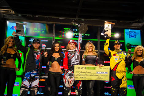 Das 450er Siegerpodium: Ryan Villopoto (2.), Tagessieger Justin Barcia und David Millsaps (3.)