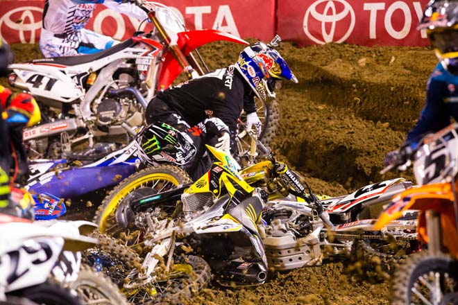 Humpelnd zurück auf das Bike: James Stewart.