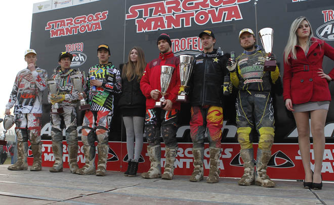 Die Sieger und Platzierten des 30. Starcross Mantova.