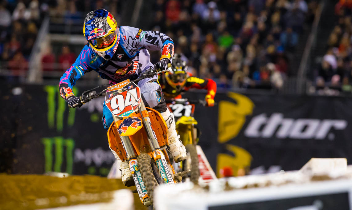 Mit Redplate am Start: Ken Roczen.