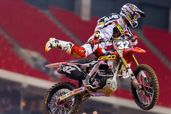 Justin Bogle 