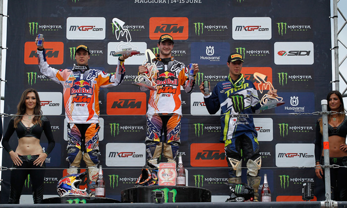 Das MX2-Tagespodium von Maggiora mit Jeffrey Herlings auf dem obersten Treppchen.