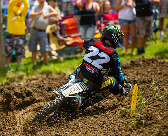 Der australischeHaudegen Chad Reed zog im ersten Rennen den Holeshot.