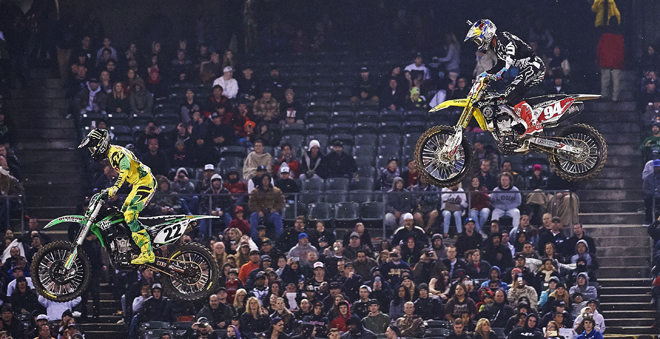 Ken Roczen (#94) vs. Chad Reed (#22)