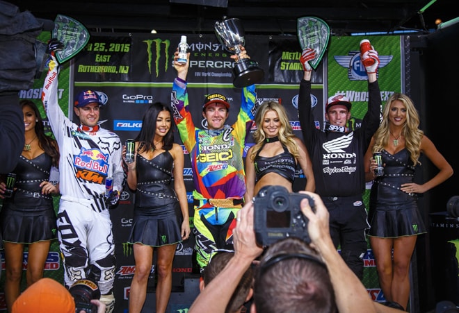 Das 450SX-Tagespodium in East Rutherford: Ryan Dunegy, Sieger Eli Tomac und Cole Seely (v.l.)