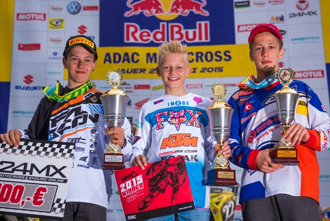 Die Top 3 des ADAC MX Junior Cups in Jauer: Jeremy Sydow, Tagessieger Mikkel Haarup  und Petr Polak (v.l.)