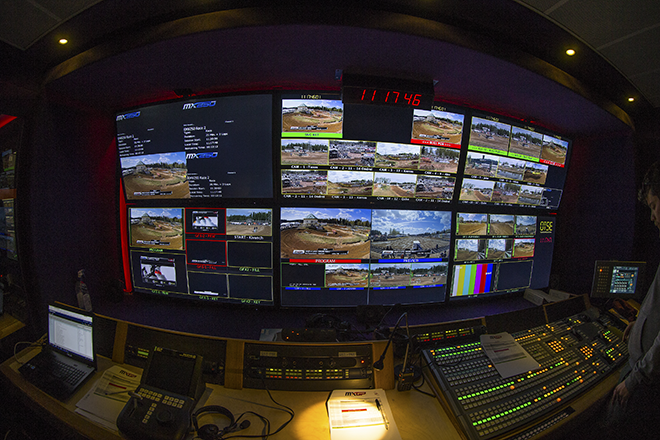 Blick in den MXGP-TV-Track, der Schaltstelle für alle Live-Bilder von den Grands Prix.
