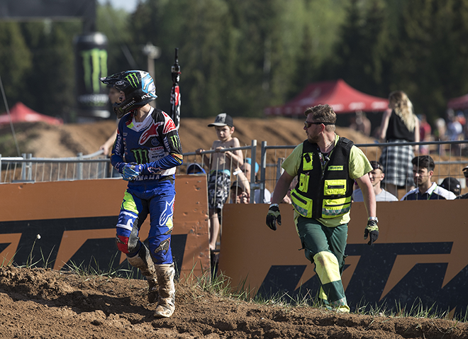 Für Romain Febvre kam im 2. Lauf  nach dem Holeshot das frühe Aus.
