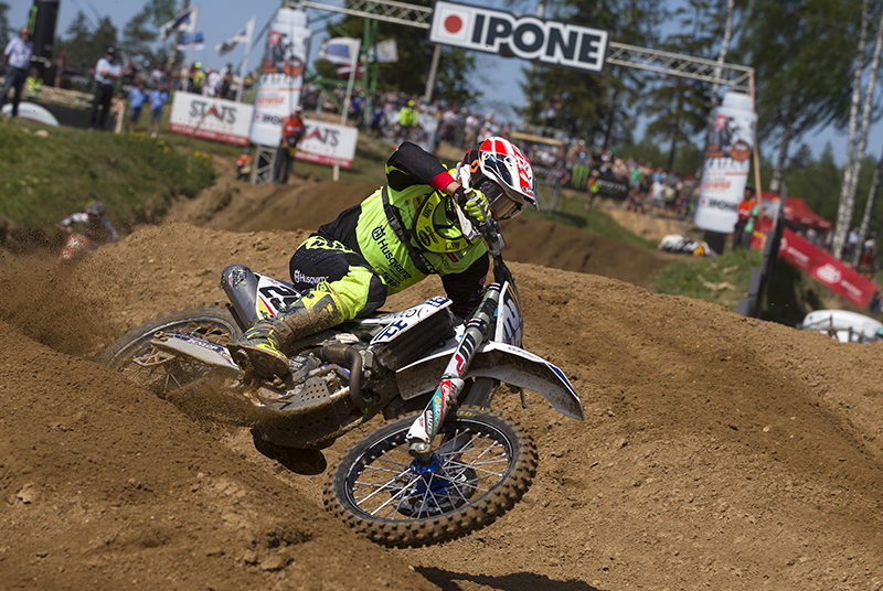 Henry Jacobi setzt sich in den Top 10 der MX2-WM fest.