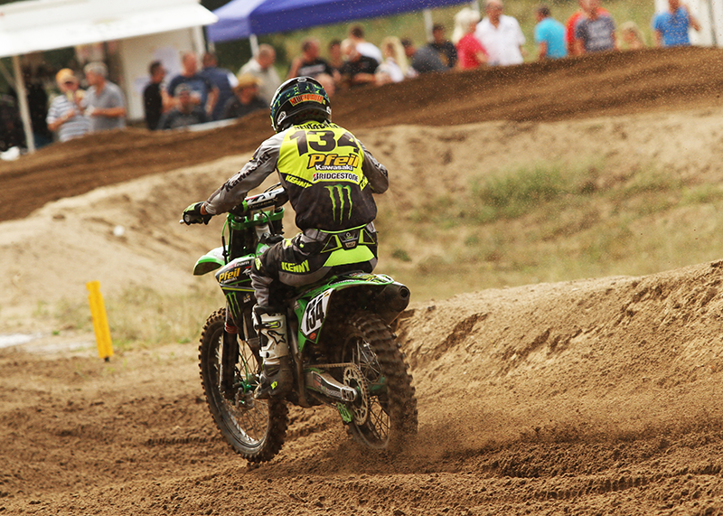 Filip Neugebauer führte den ersten Lauf nach einem Holeshot lange Zeit an.
