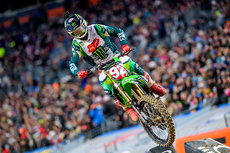 Adam Cianciarulo  reist in der 250SX-Westküstenmeisterschaft mit dem Red Plate zum Finale.