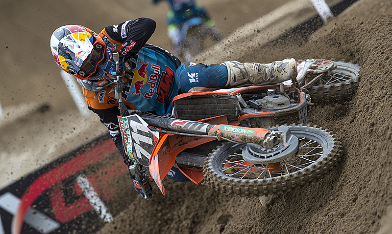 Verletzungspech beim MX2-Debüt