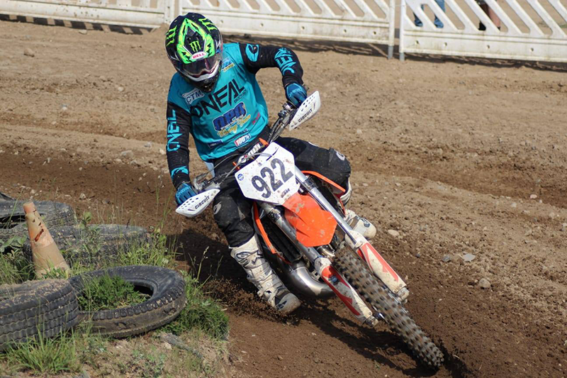 Sascha Hemmerling feiert in Karlshof seinen ersten Saisonsieg bei den MX2 2-Taktern