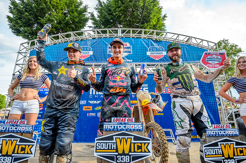 Das 450MX-Tagespodium von Southwick: Zach Osborne, Marvin Musquin und Eli Tomac (v.l.)